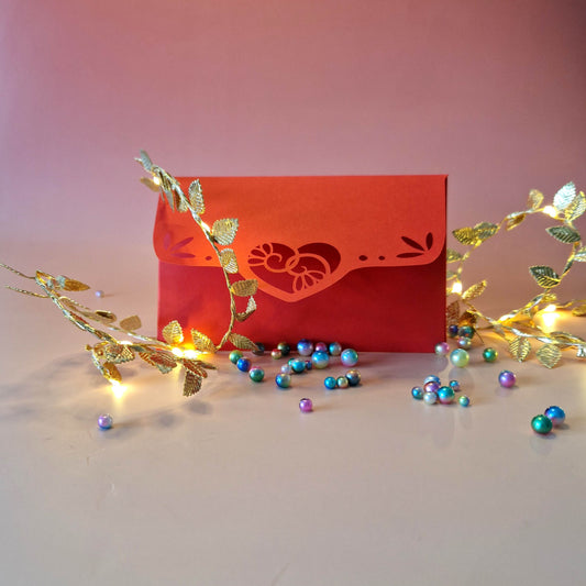 Invitație Eleganta de Nunta cu Flori si Plic Rosu Inima – Carton Sidefat